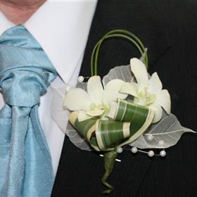 fwthumbDendrobium & skeleton leaf with grass loops & pearls.jpg